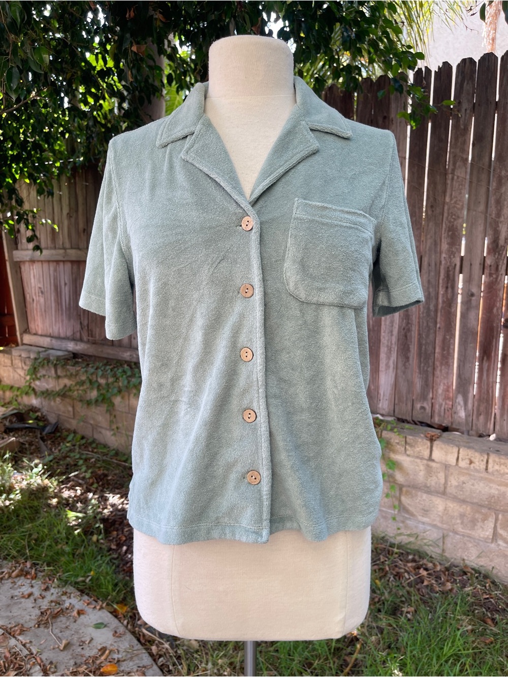 Faherty Women's Cabana Towel Terry Cloth Camp Shirt Sage Green beach surf vacay